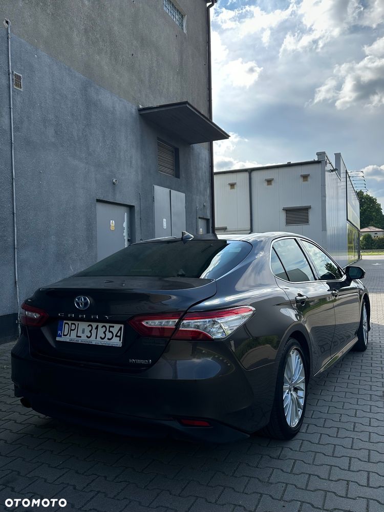 Toyota Camry 2.5 Hybrid Executive CVT - 5