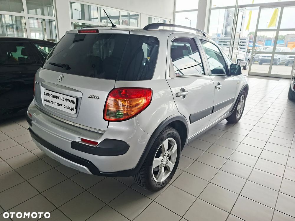 Suzuki SX4 1.6 Comfort - 4