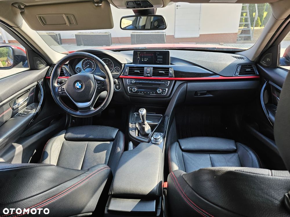 BMW Seria 3 320d Efficient Dynamics Sport Line - 5