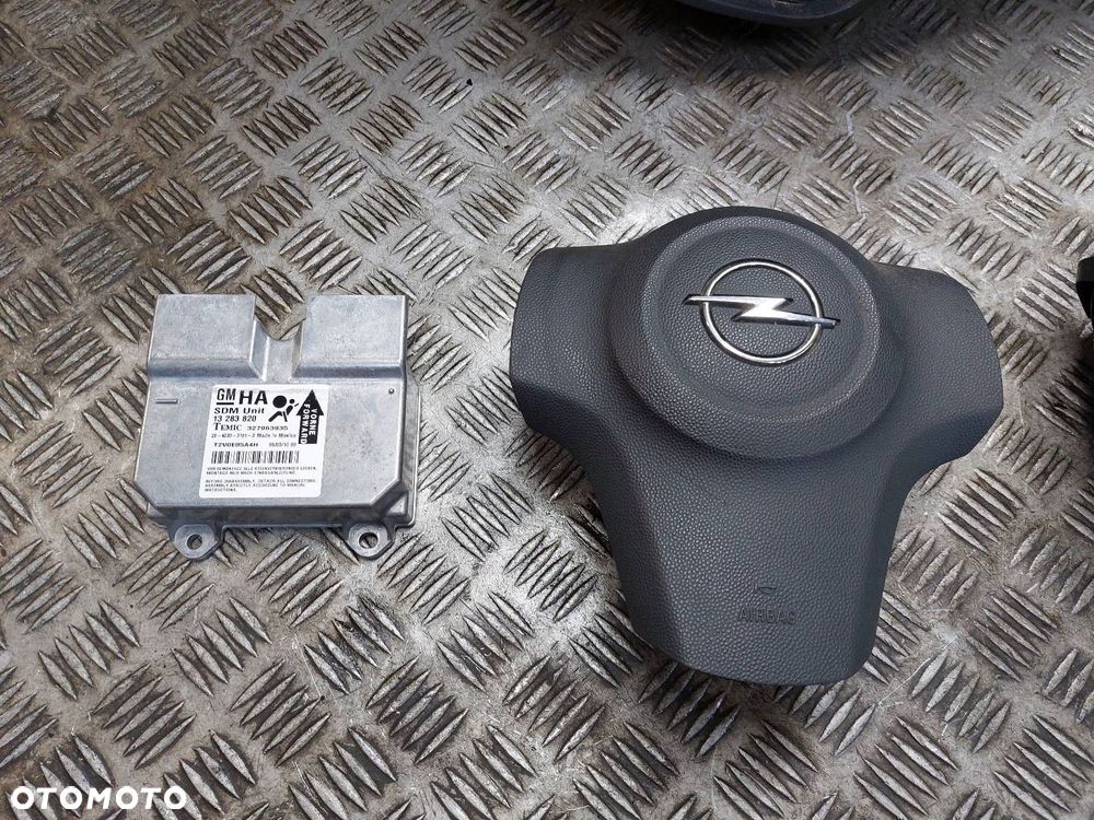 ZESTAW AIRBAG POSTRZAŁOWY KOKPIT OPEL CORSA D 13283820 13278090 13235770 - 6