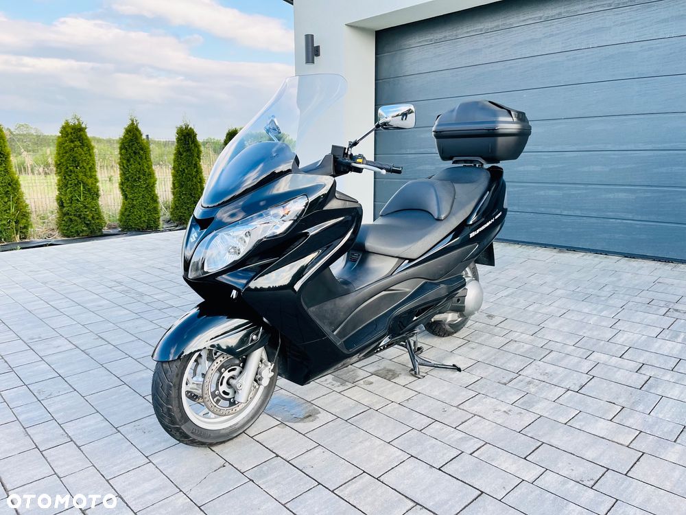 Suzuki Burgman - 3