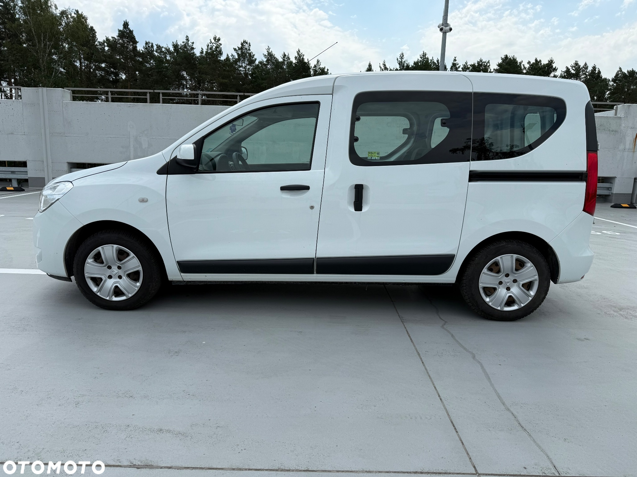 Dacia Dokker 1.5 Blue dCi Laureate - 3