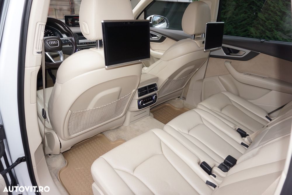 Audi Q7 - 19