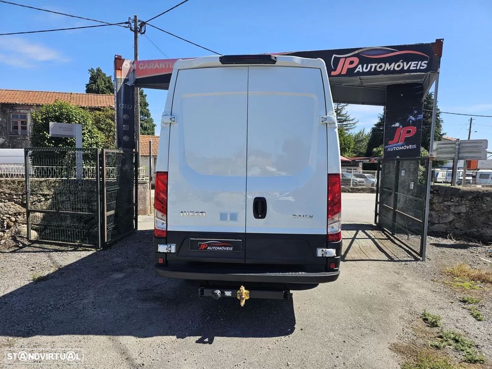 Iveco daily 35c16 rodado duplo - 14