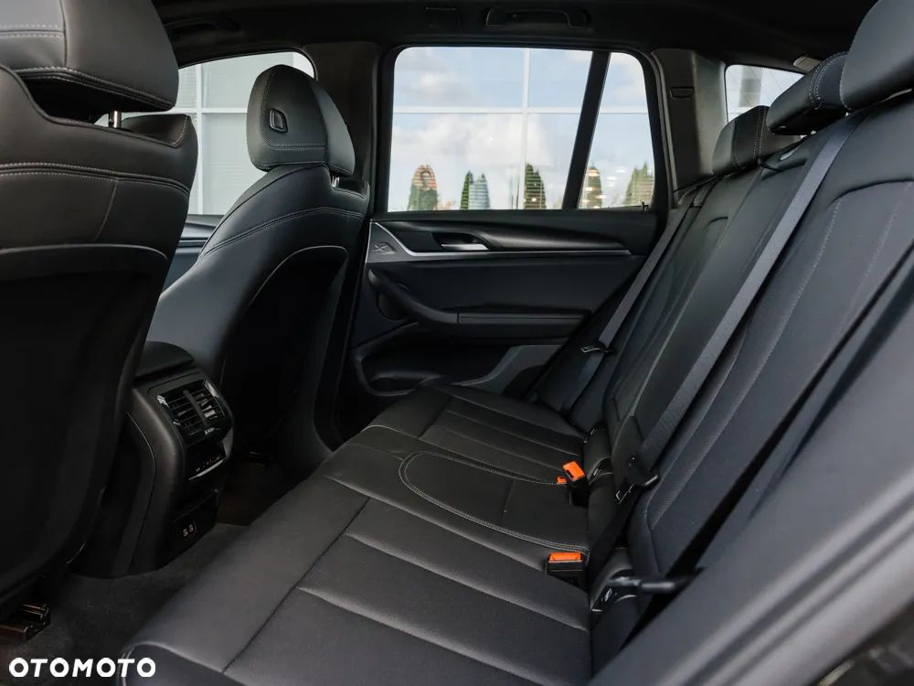 BMW X3 xDrive20d - 12