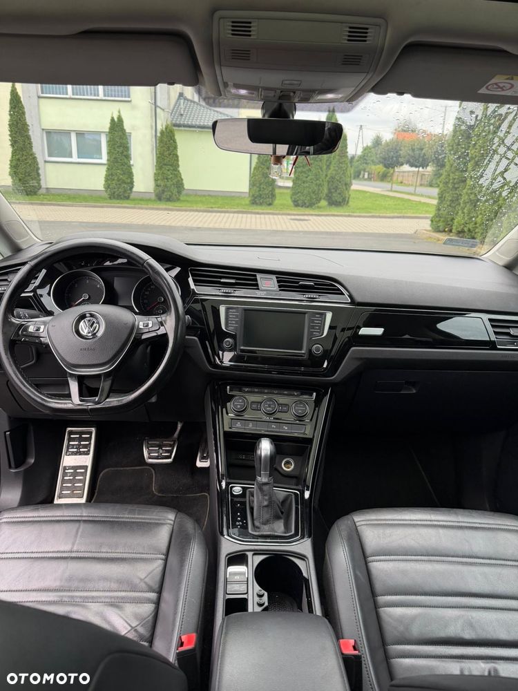 Volkswagen Touran 2.0 TDI BMT Highline DSG - 9