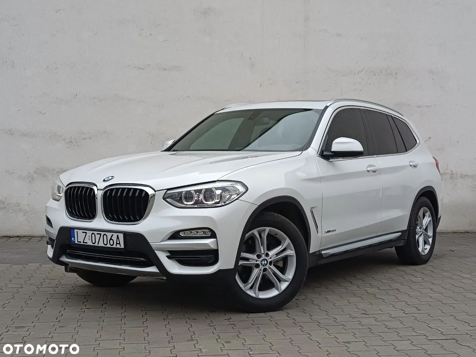 BMW X3 xDrive30i xLine - 1