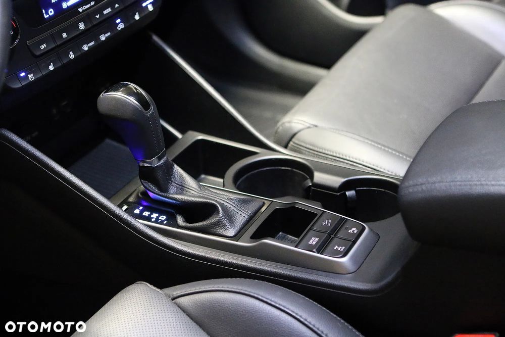 Hyundai Tucson 1.6 T-GDi Premium 4WD DCT - 24