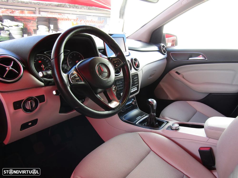 Mercedes-Benz B 200 CDi Style - 10