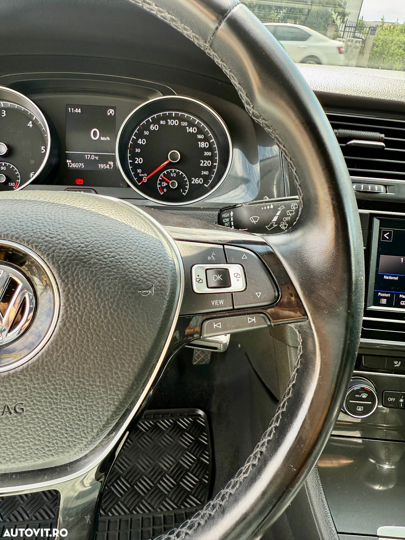 Volkswagen Golf 1.6 TDI Comfortline - 22