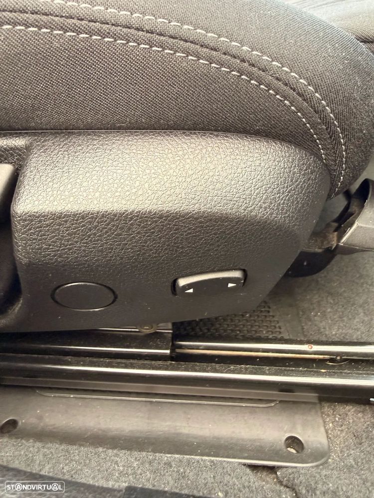 BMW 116 d EDynamics Line Sport - 30