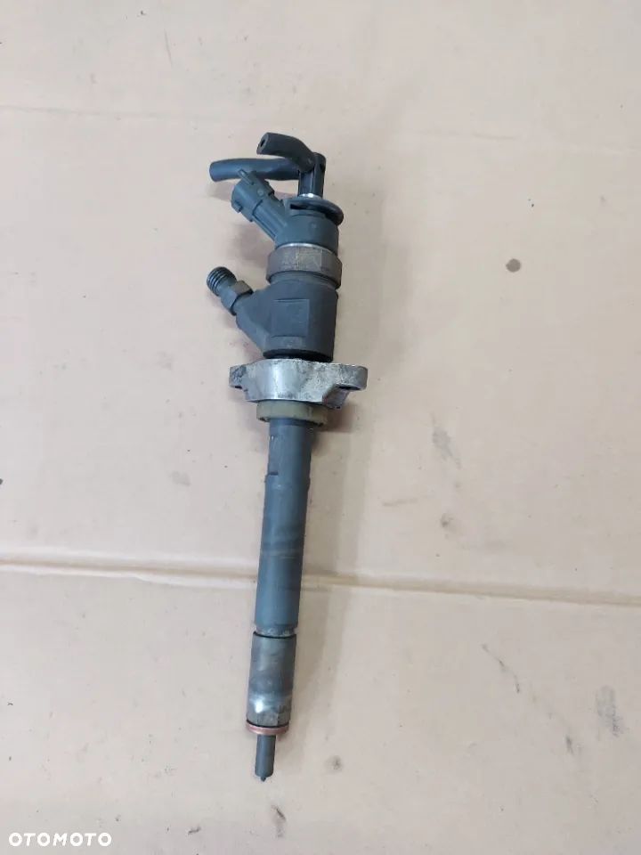 Peugeot Citroen 1,6HDI  wtryski 0445110311 - 1