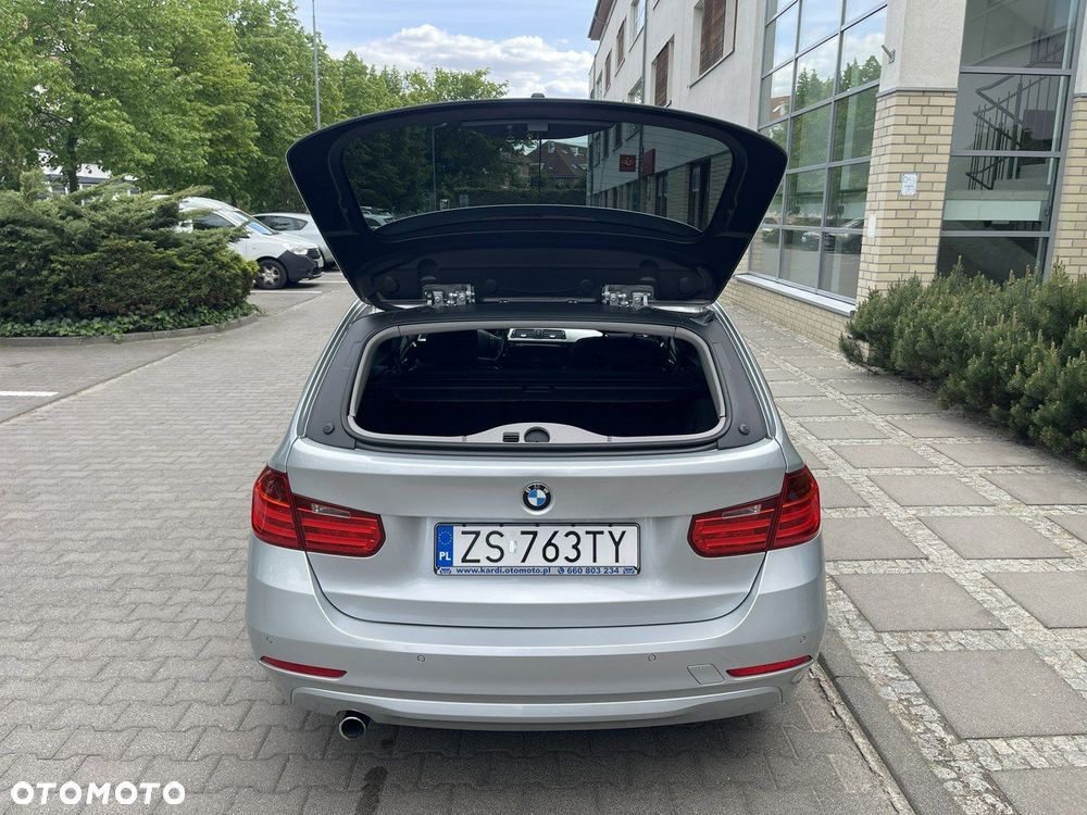 BMW Seria 3 - 18