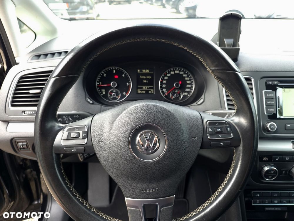 Volkswagen Sharan 2.0 TDI Highline - 19