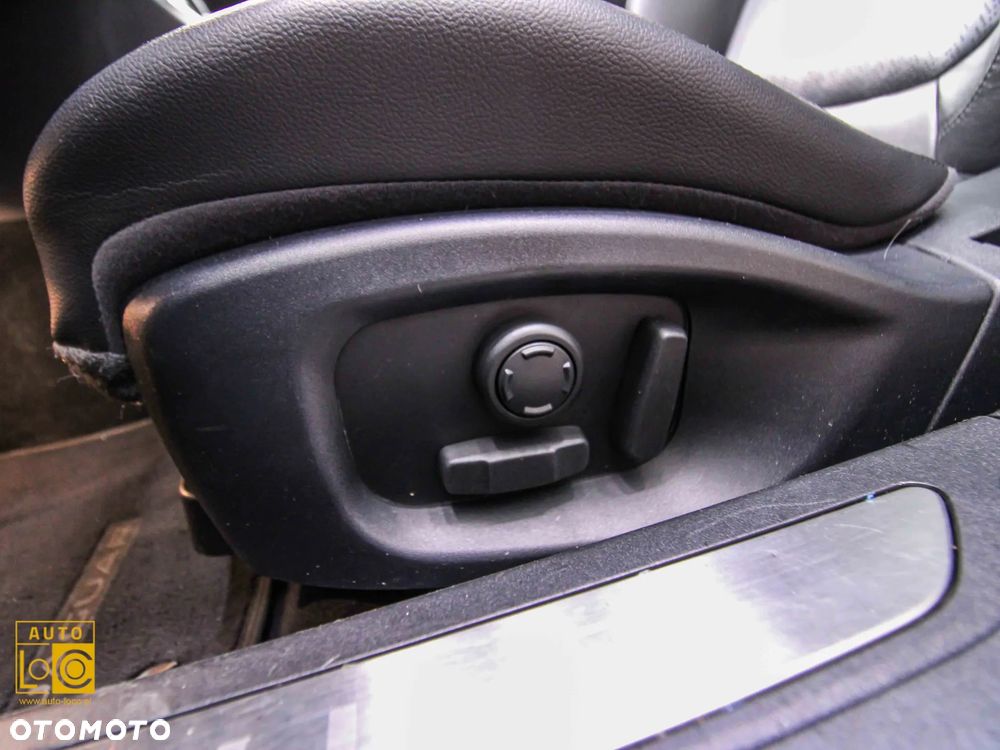 Jaguar XF 35t AWD Prestige - 29