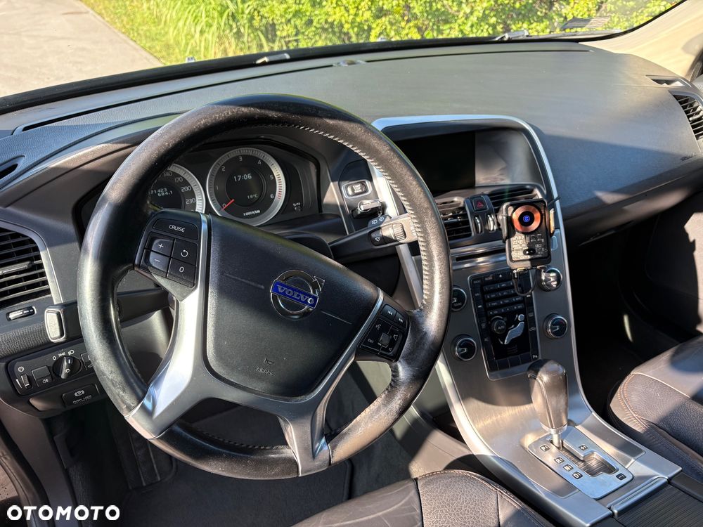 Volvo XC 60 - 13