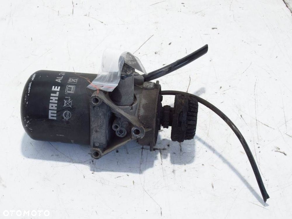 PODSTAWA OSUSZACZA - 226.00 PLN - MAN TGX I 2006 - 2022 18.440 81521026102 - 1