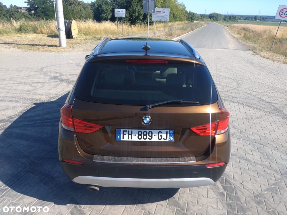 BMW X1 xDrive20d xLine - 10