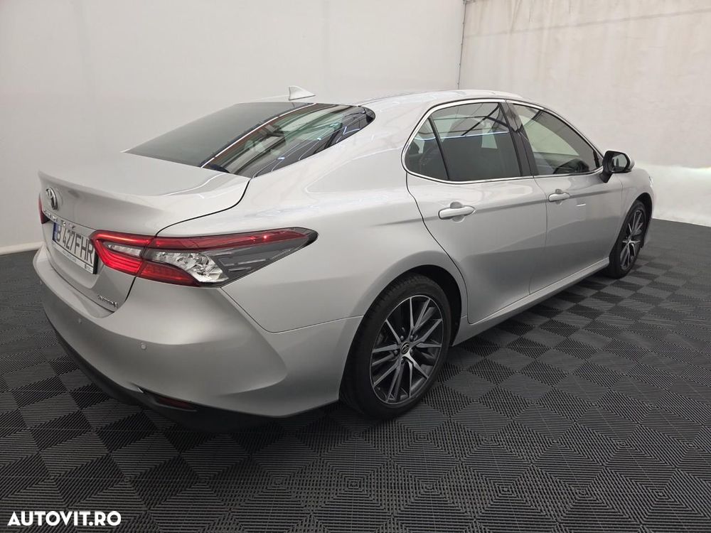 Toyota Camry 2.5 Dynamic - 4