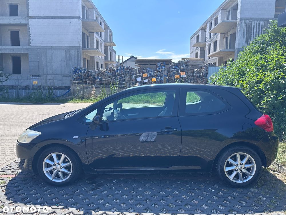 Toyota Auris 2.0 D-4D Luna - 2