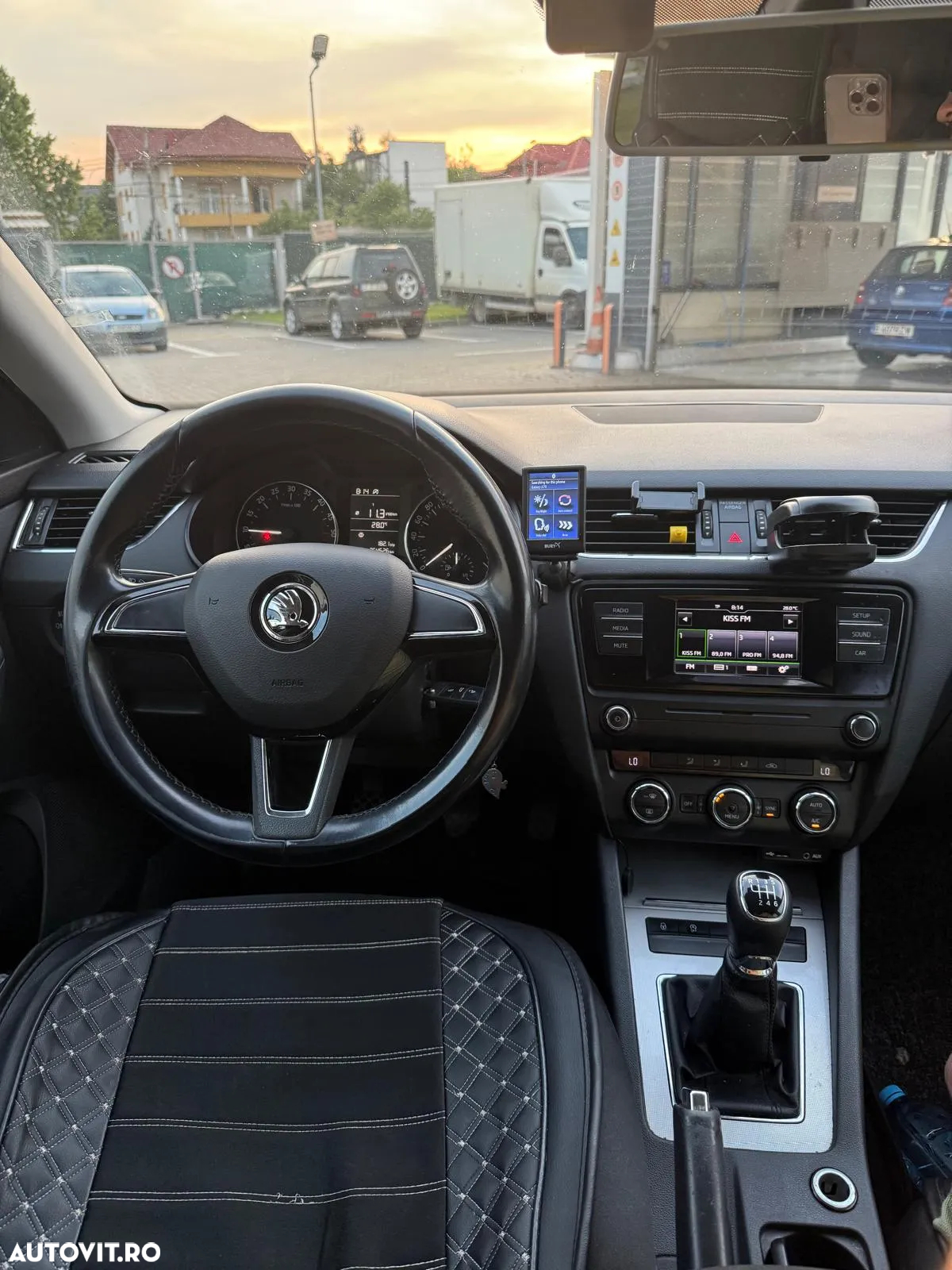 Skoda Octavia 2.0 TDI ELEGANCE - 8