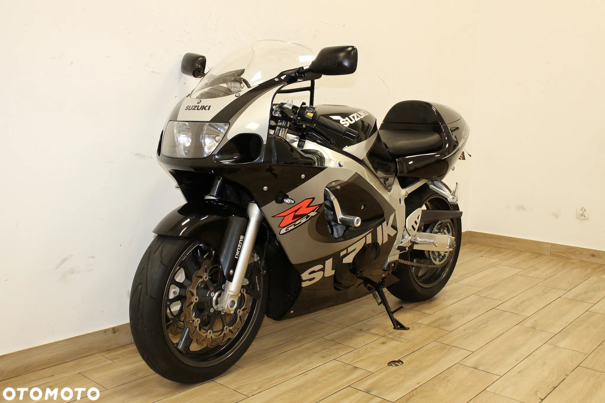 Suzuki GSX-R - 9
