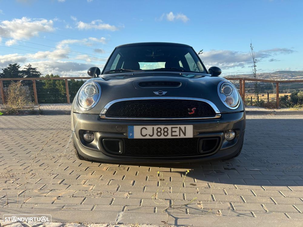MINI 3 Portas Cooper S - 3