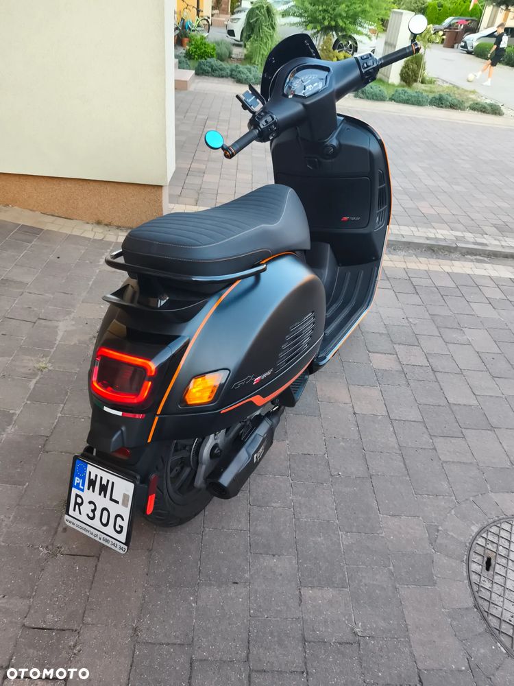 Vespa GTS - 4