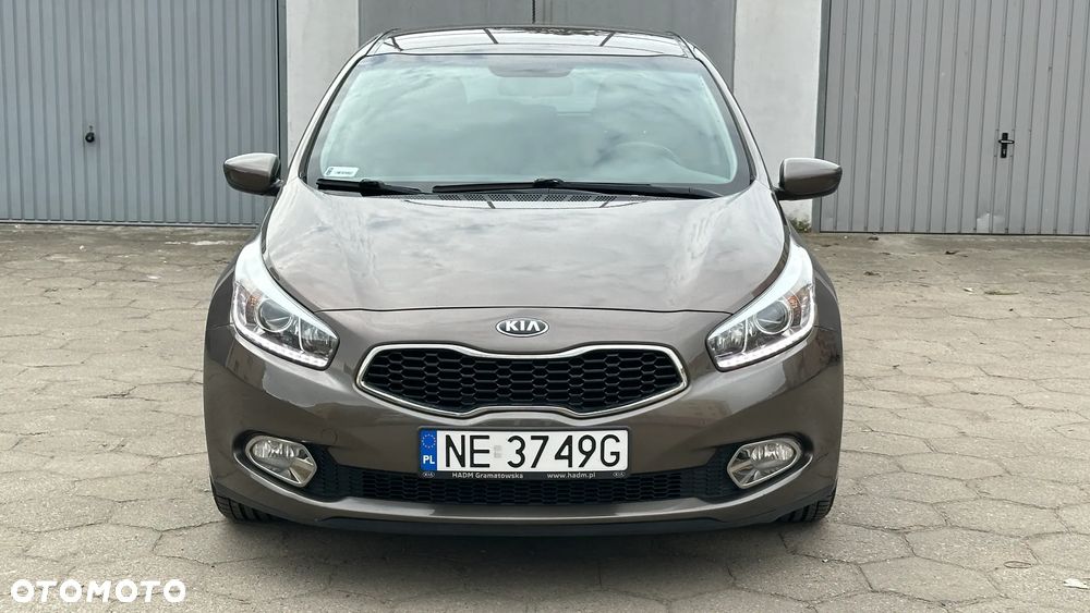 Kia Ceed - 18