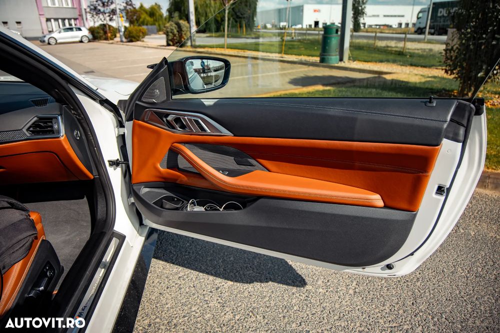 BMW M4 Competition M xDrive AT - 29