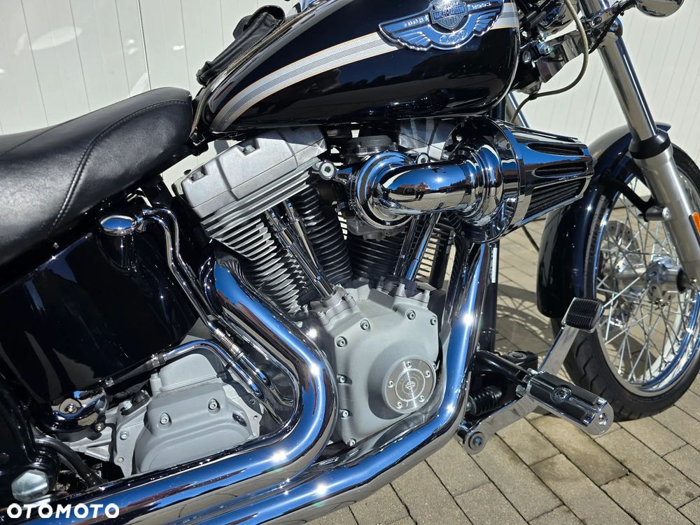 Harley-Davidson Softail Standard - 4