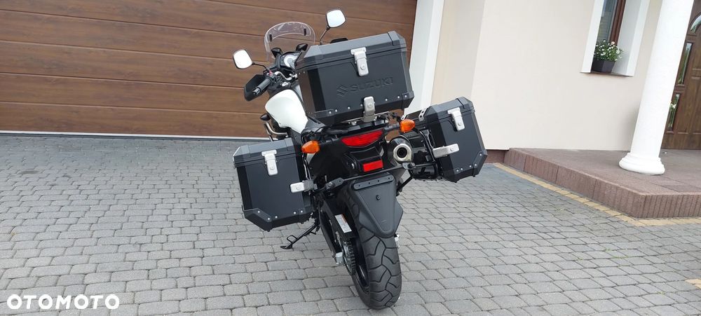Suzuki V-STROM - 2