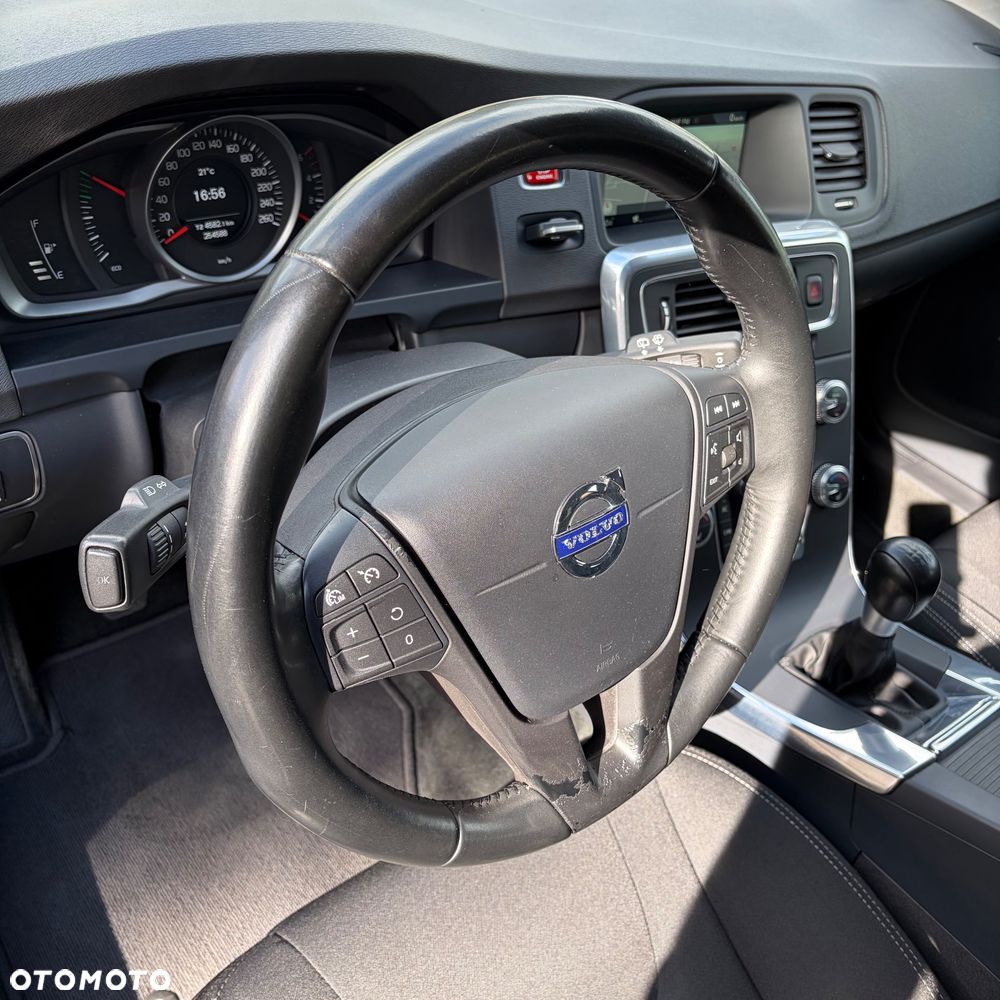 Volvo V60 D4 Business Edition - 12