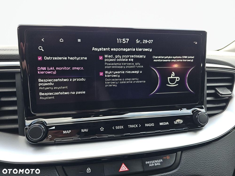 Kia XCeed 1.5 T-GDI Business Line - 26