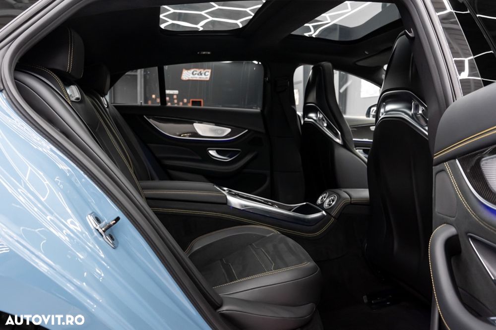 Mercedes-Benz AMG GT-S 63 4MATIC+ MHEV - 14