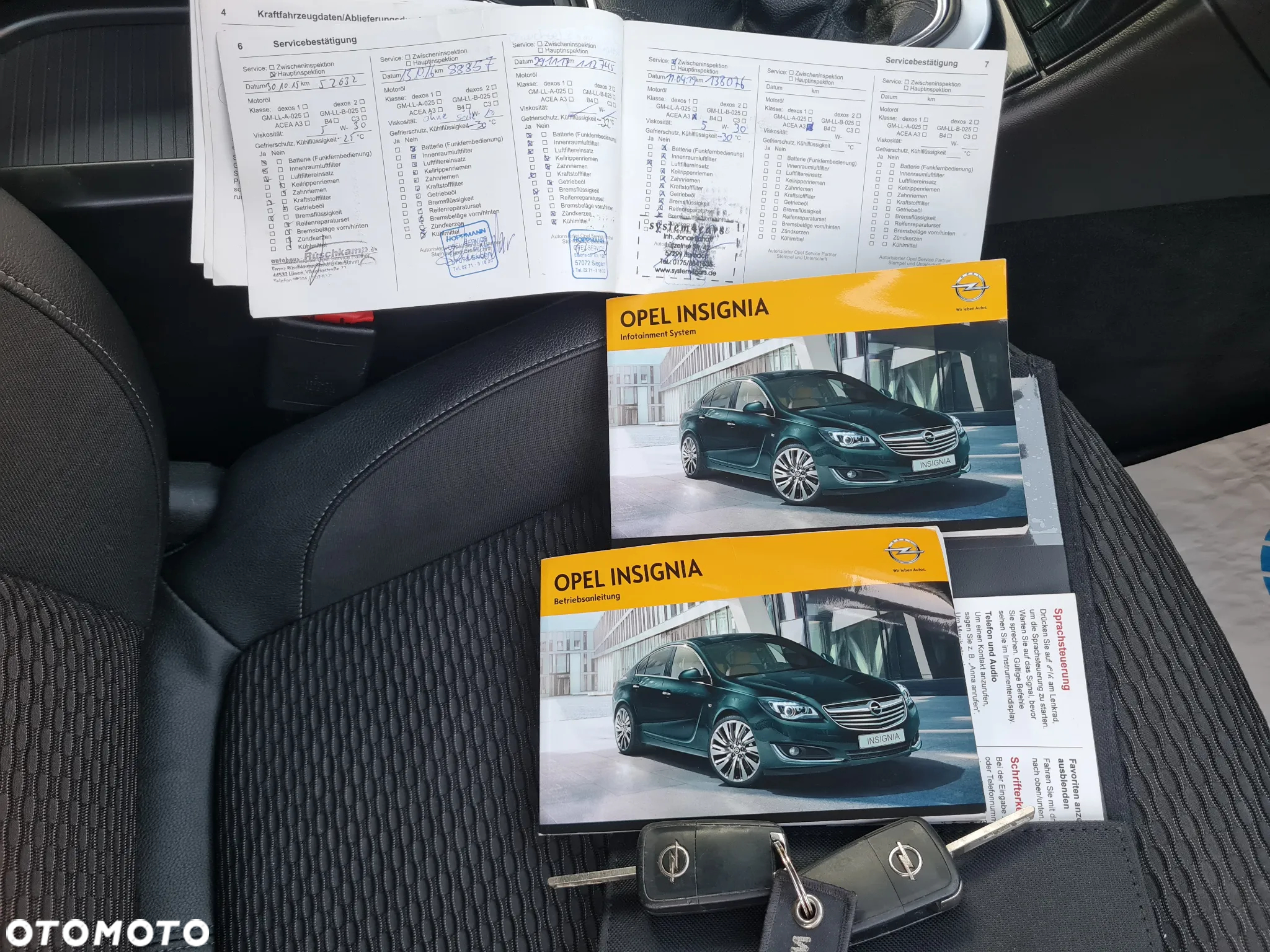 Opel Insignia 2.0 CDTI Cosmo S&S - 32