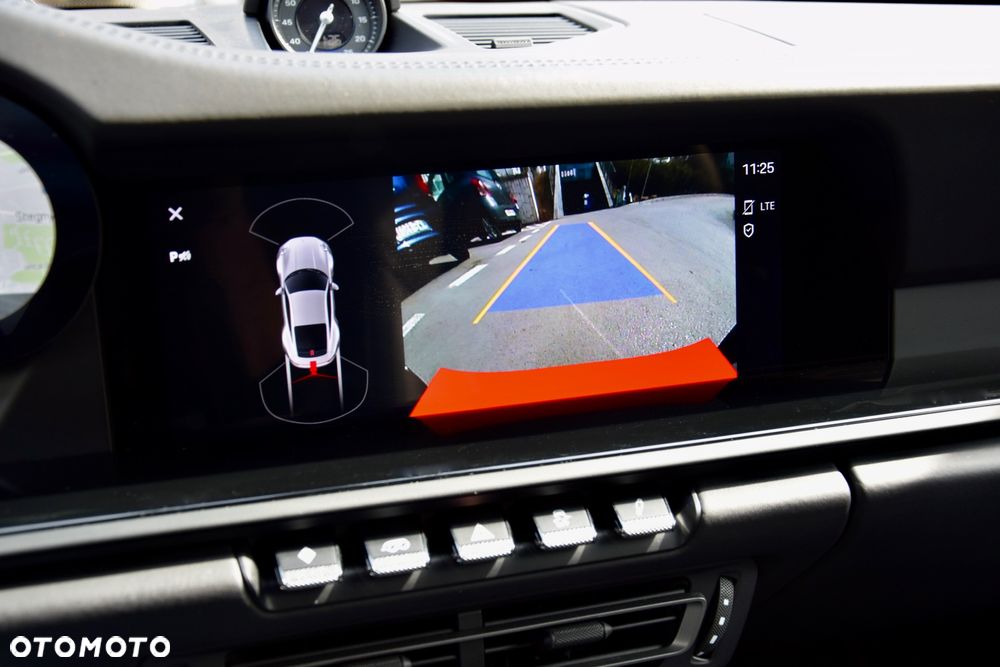 Porsche 911 Carrera T PDK - 33