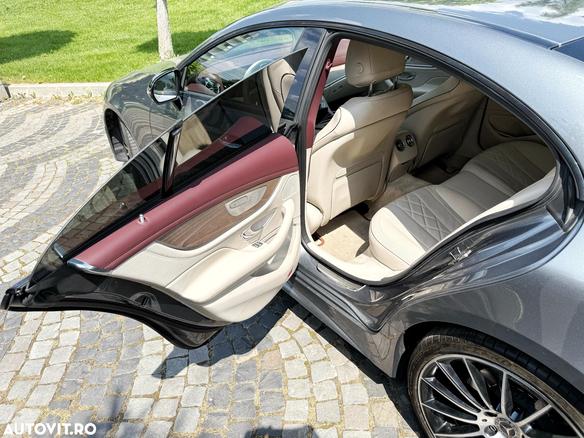 Mercedes-Benz CLS 400 d 4MATIC Aut - 12