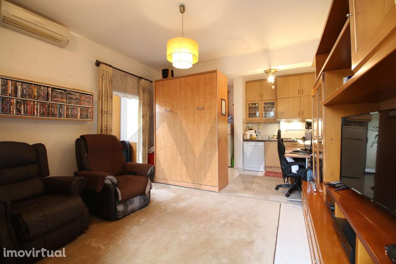 Apartamento T0 Remodelado – Paço de Arcos (3.º andar) – 39 m2 | Venda - Grande imagem: 2/25