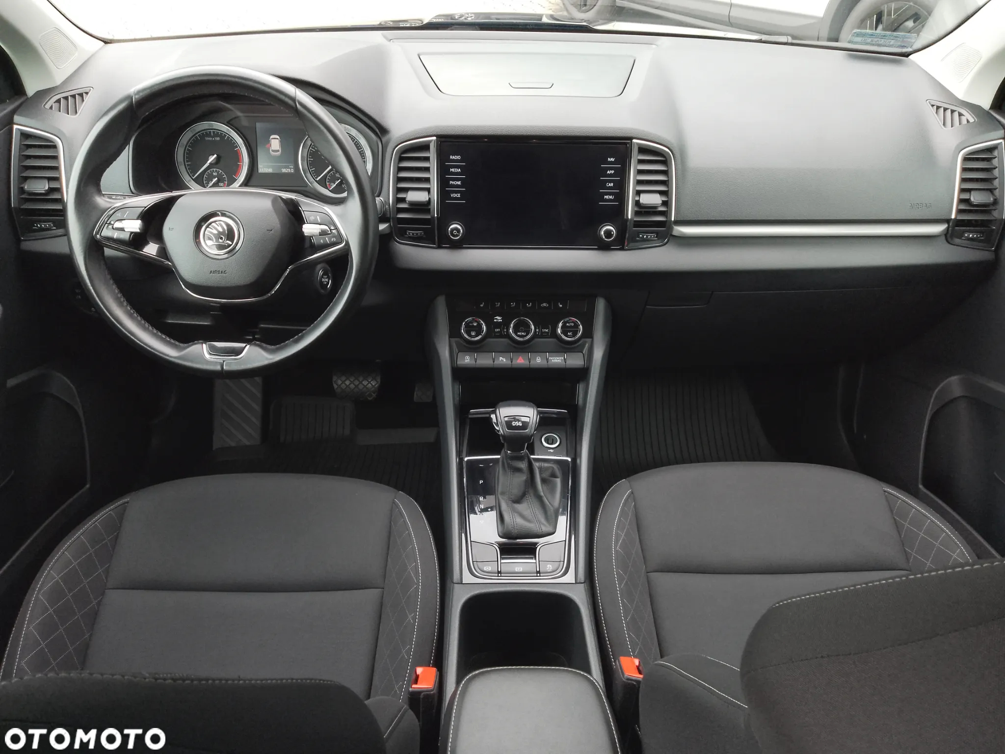 Skoda Karoq 1.5 TSI ACT 4x2 Ambition DSG - 17