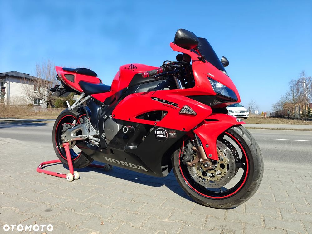 Honda CBR - 6