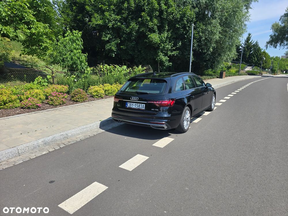 Audi A4 Avant - 4