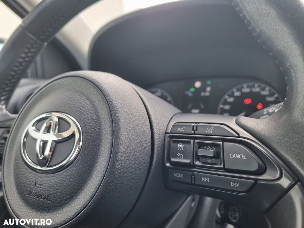 Toyota Yaris 1.5 VVT-i Business Edition - 28