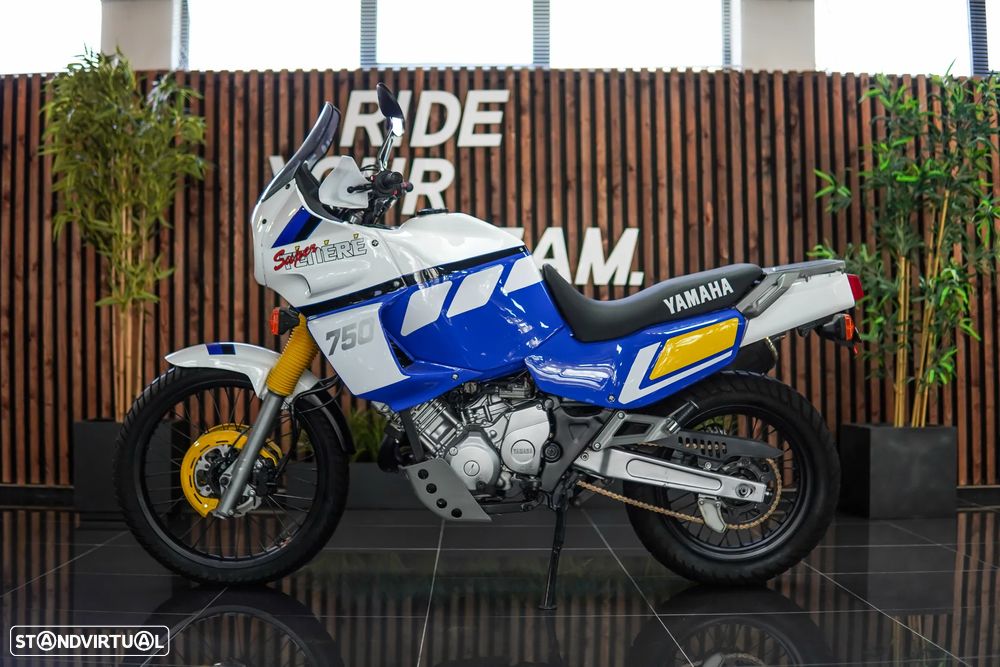 Yamaha XT750Z Super Tenere - 1