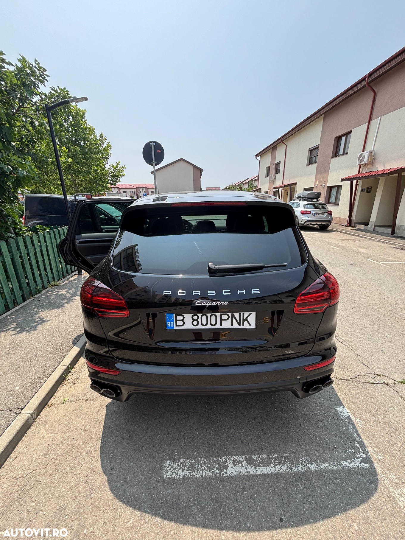 Porsche Cayenne Diesel Platinum Edition - 3