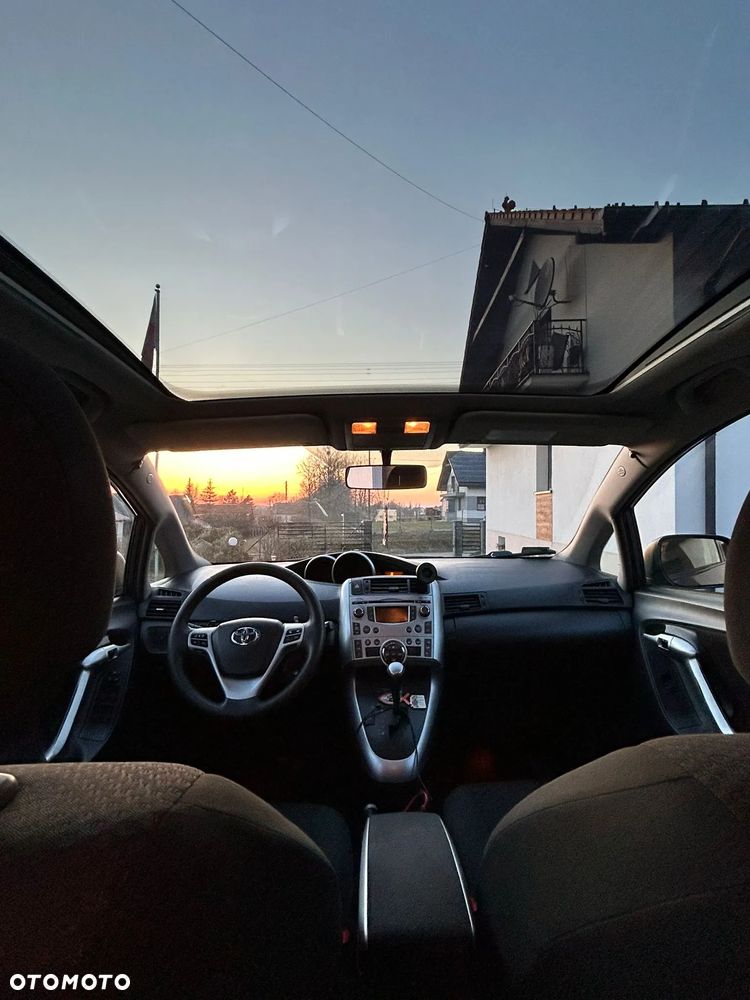 Toyota Verso 1.8 Sol 7os MS - 10