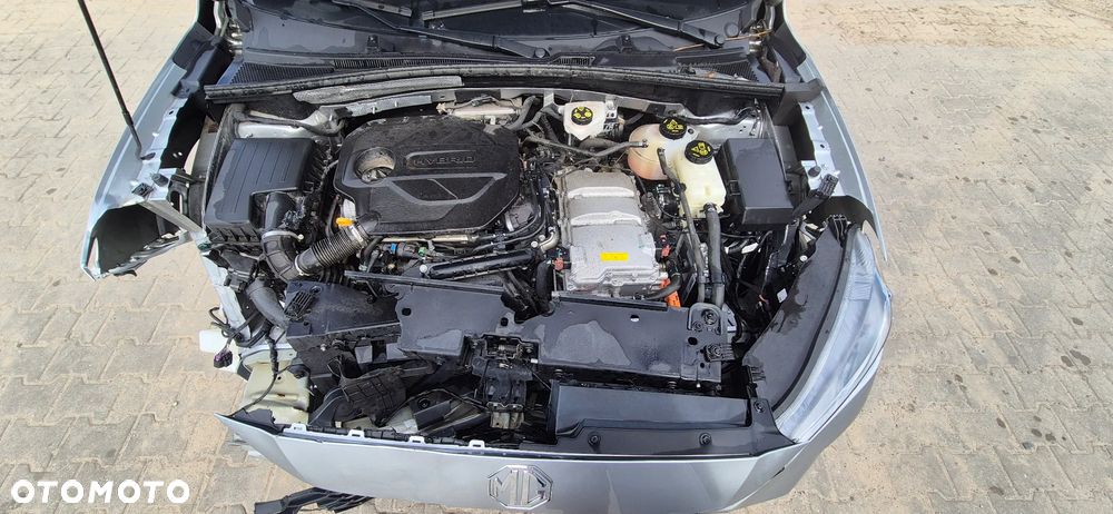 MG ZS Hybrid+ - 17
