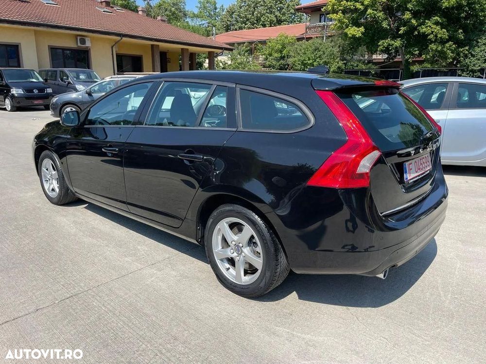 VOLVO V60 2017 — imagine 4