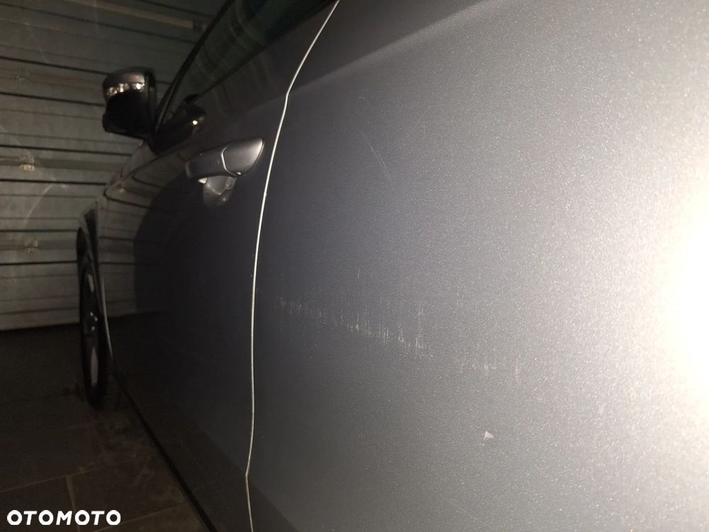 Volkswagen Passat 1.6 TDI Trendline - 21