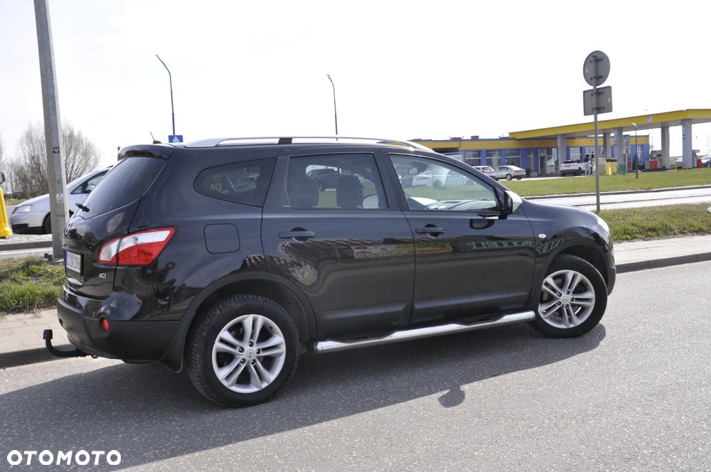 Nissan Qashqai+2 2.0 dCi DPF 4x4 tekna - 25